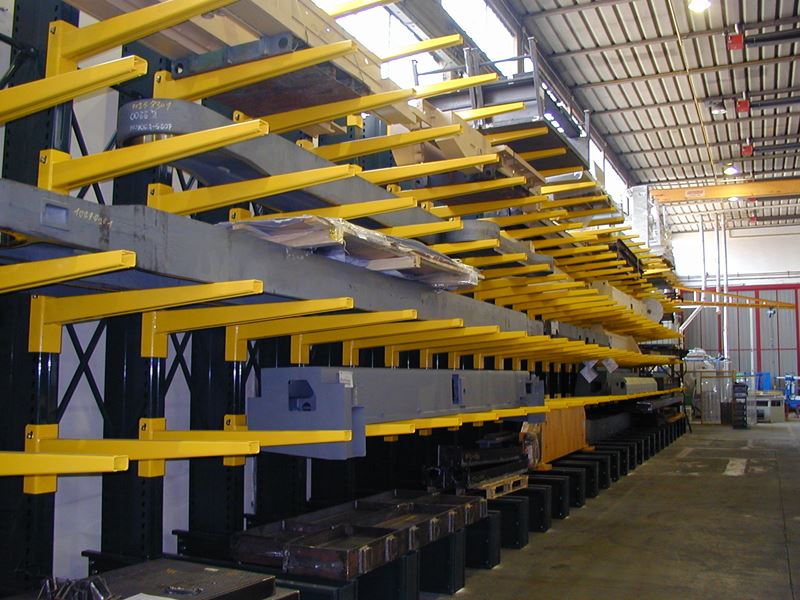 Cantilever metallici industriali