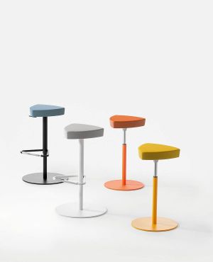 Kensho Stool 01